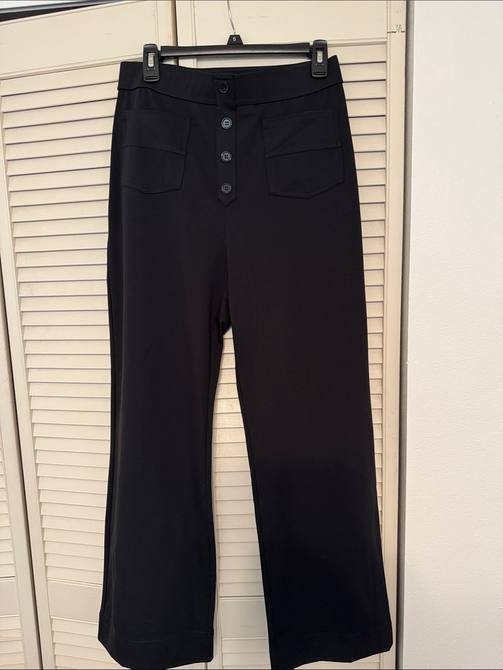Halara Black Straight-Leg pull on Button Front Pants